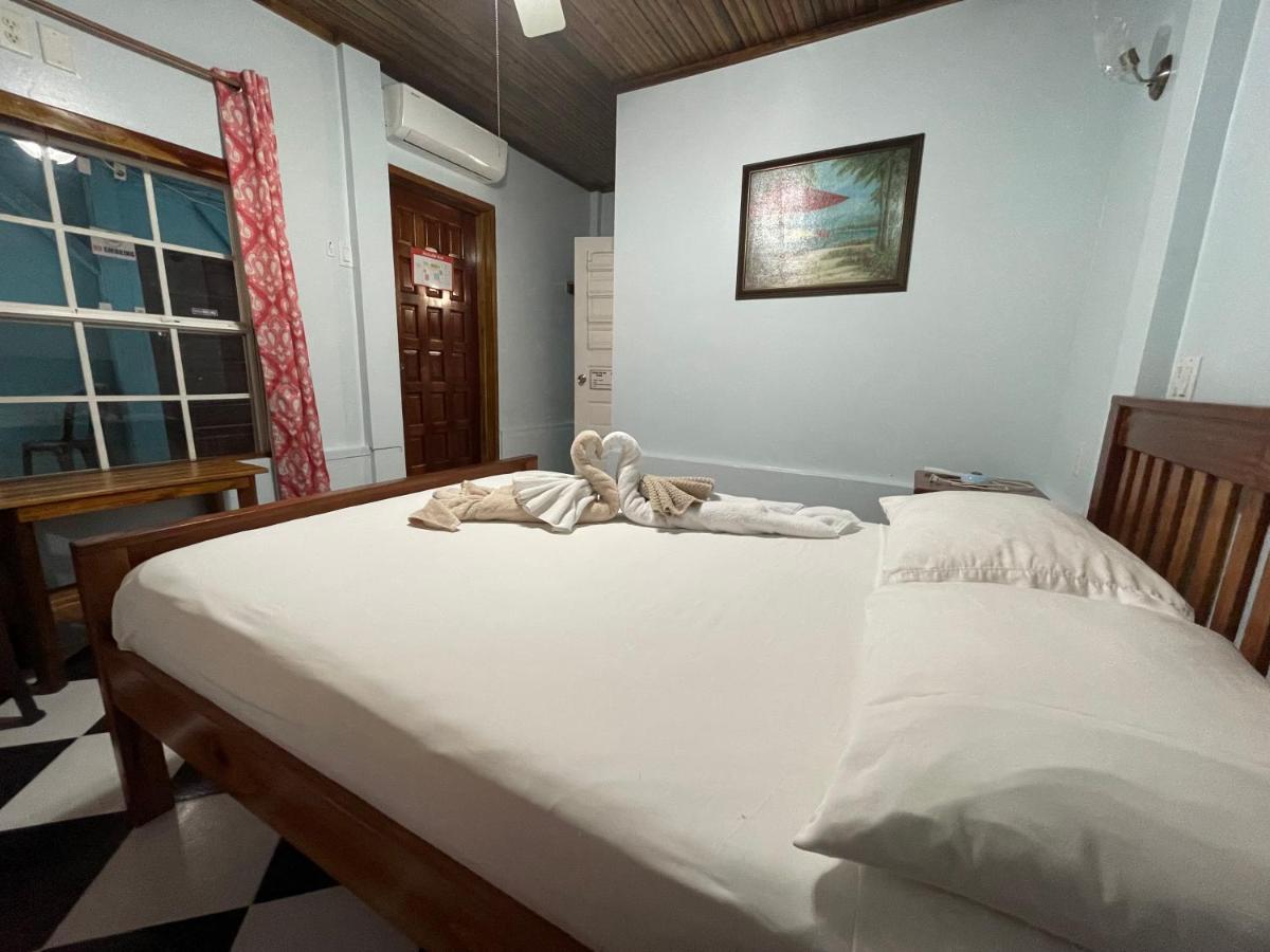 Sea N Sun Guest House Кей-Колкер Экстерьер фото